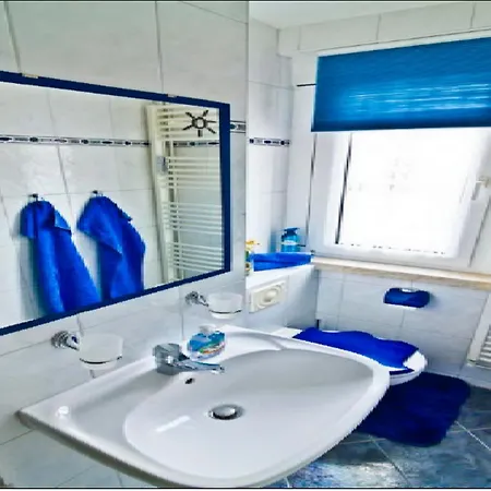 12 Ferienwohnung 아파트 *